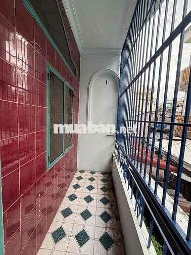 cho thuê nguyên căn 4 dài 17 m hẻm 3,5m