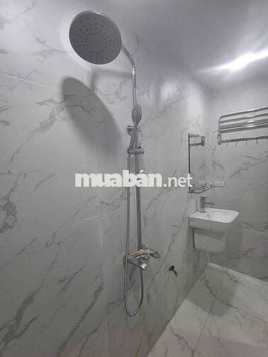 Bán căn tập thể Viglacera Thạch bàn,DT 40m,ô tô đỗ cửa,hơn 2 tỷ.