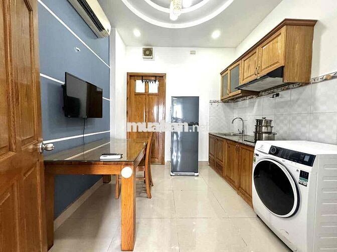 Căn Hộ 1PN Ban Công Thoáng Mát Ngay Coopmart Cống Quỳnh