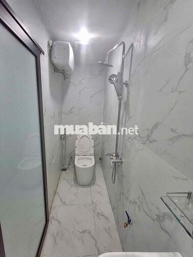 Bán căn tập thể Viglacera Thạch bàn,DT 40m,ô tô đỗ cửa,hơn 2 tỷ.