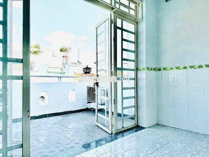 CẦN BÁN NHÀ NGUYỄN TƯ GIẢN P12GV- 4 LẦU DTSD 115M2