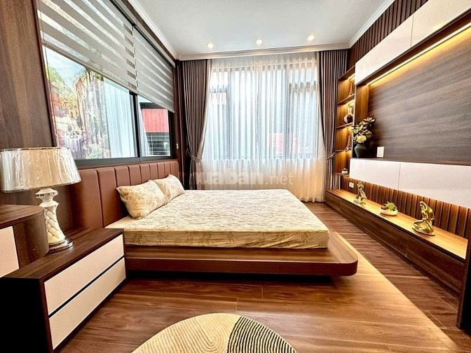 Trần Cung 51m2*5T, lô góc, không đối nhà, ngõ to rộng, gần phố 9.5 tỷ
