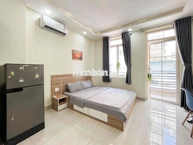 QUẬN 10- BAN CÔNG FULL NT- ĐI BỘ ĐẾN BÁCH KHOA, GẦN ĐH KINH TẾ, VHMALL