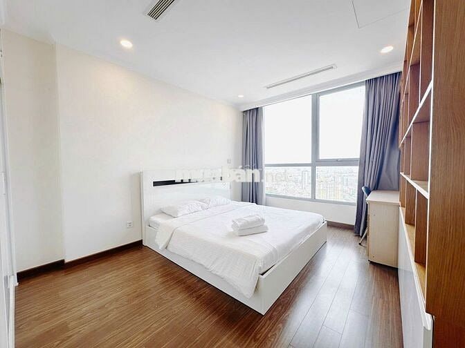 TÔI MUỐN CHO THUÊ GẤP CĂN 2PN VINHOMES CENTRAL PARK NỘI THẤT CAO CẤP