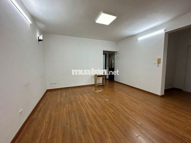 Cho thuê CH CT4 Mỹ Đình Sông Đà 110m2 3PN 2VS đồ cơ bản chỉ 13,5tr/th