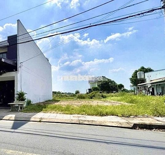 Mặt tiền Thị Trấn Củ Chi, Ngay Trung Tâm Hành Chính 225m2 Giá 650Trieu