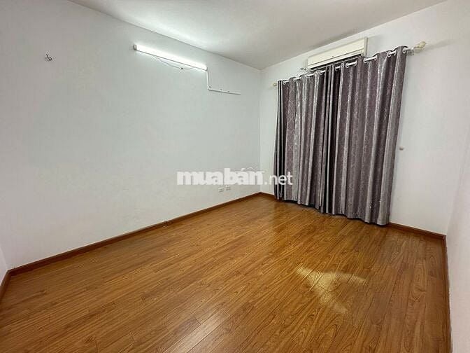 Cho thuê CH CT4 Mỹ Đình Sông Đà 110m2 3PN 2VS đồ cơ bản chỉ 13,5tr/th