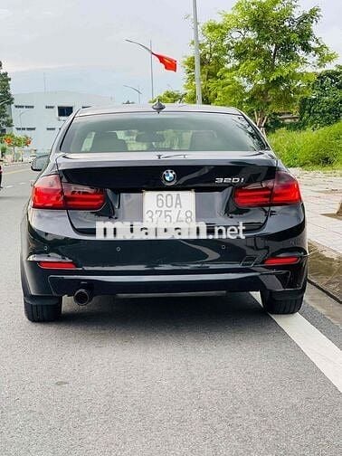 BMW 3 Series model 2013 320i - chất đẹp