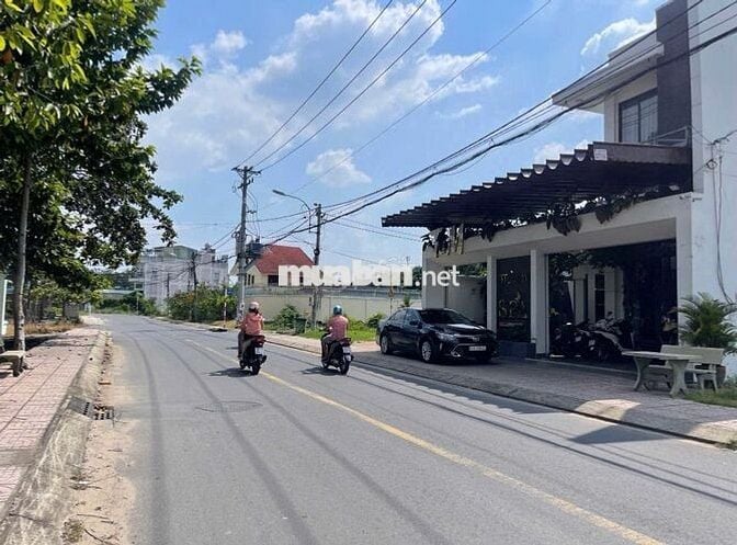 Mặt tiền Thị Trấn Củ Chi, Ngay Trung Tâm Hành Chính 225m2 Giá 650Trieu