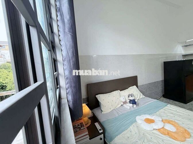 CHO THUÊ PHÒNG BAN CÔNG GẦN ETOWN - NHÀ GA T3 - GẦN SÂN BAY