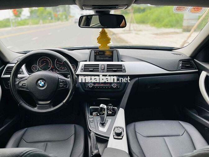 BMW 3 Series model 2013 320i - chất đẹp