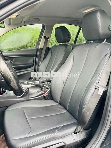 BMW 3 Series model 2013 320i - chất đẹp