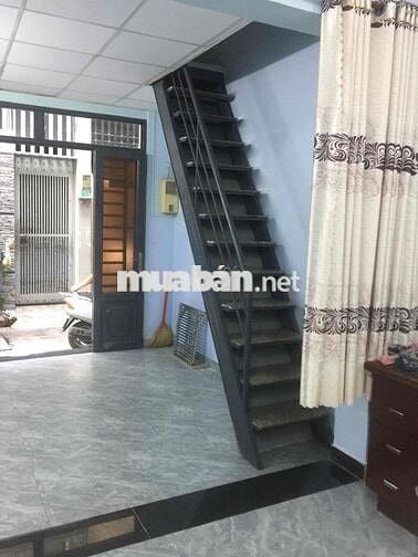 Nhà ở 43m2+ gác lửng 25m2 1PN CMT8 Q3