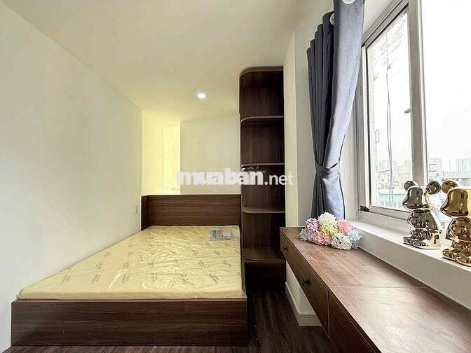 CĂN HỘ TÁCH BẾP 1 PHÒNG NGỦ - PHÒNG KHÁCH - MÁY GIẶT RIÊNG -CỬA SỔ LỚN