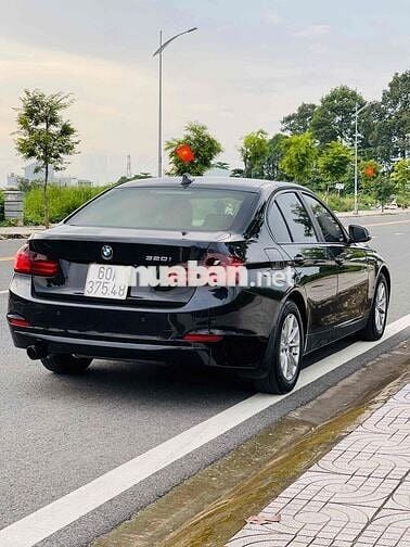 BMW 3 Series model 2013 320i - chất đẹp