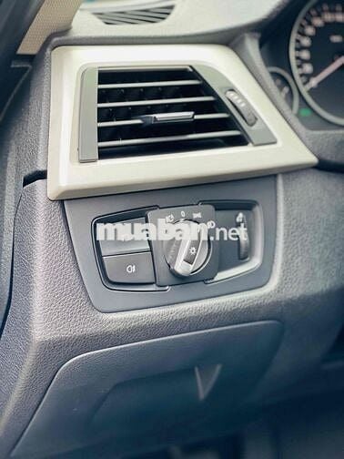 BMW 3 Series model 2013 320i - chất đẹp