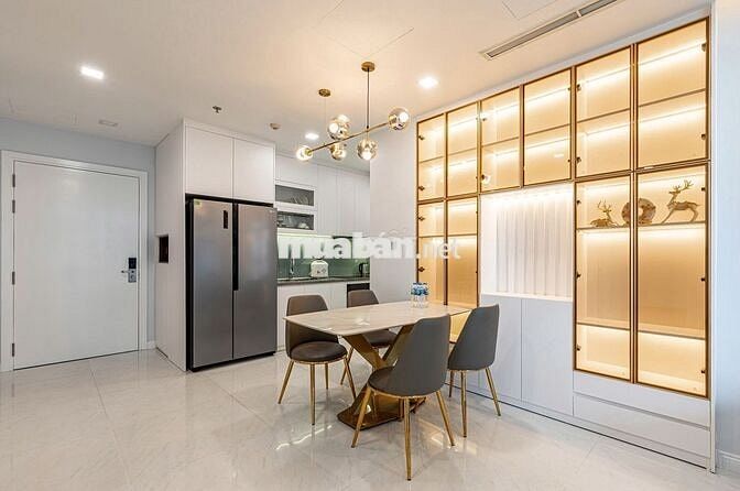 CHỦ GIẢM GIÁ THUÊ CHO KHÁCH VÀO Ở LIỀN CĂN 2PN VINHOMES VIEW ĐẸP