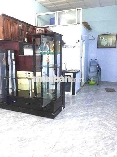 Cho thuê nguyên căn 9triệu ngay trung tâm q3 thuận tiện đi lại