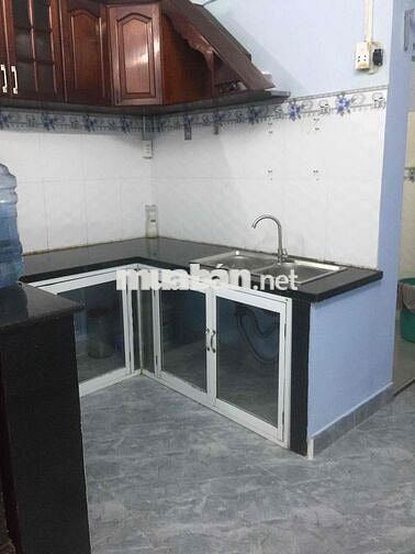 Nhà ở 43m2+ gác lửng 25m2 1PN CMT8 Q3