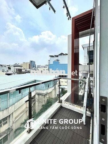CĂN HỘ BAN CÔNG FULL NỘI THẤT QUẬN 3 GẦN VINCOM PLAZA 3 THÁNG 2