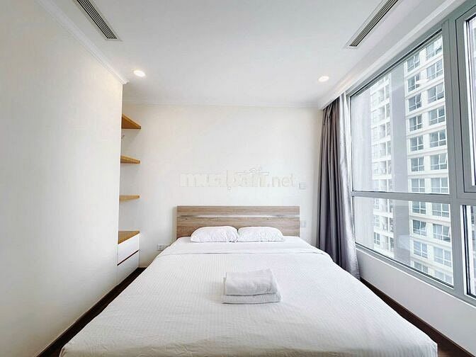 TÔI MUỐN CHO THUÊ GẤP CĂN 2PN VINHOMES CENTRAL PARK NỘI THẤT CAO CẤP