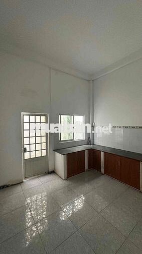Nhà Nguyên Căn Ngay Công Viên khu Nội Bộ.DT 5x20m, Đúc 2Tấm, 3pn, 2wc