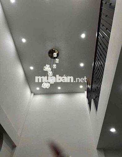 Nhà Nguyễn Thị Tú, 55m², 5.5x10m², 4 Tầng, 4 PN, HXH, Giá 5 T Hơn tl