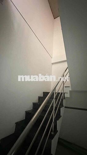 Nhà Nguyên Căn Ngay Công Viên khu Nội Bộ.DT 5x20m, Đúc 2Tấm, 3pn, 2wc