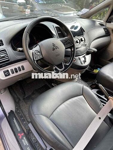 Mitsubishi Grandis 2005 2.4 AT - 195000 km