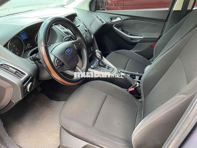 Ford Focus 2016 1 chủ từ đầu, giá 290 trieu