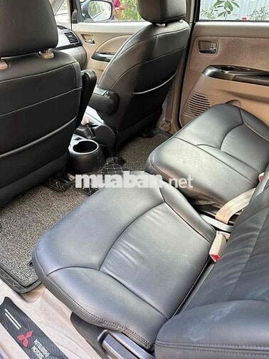 Mitsubishi Grandis 2005 2.4 AT - 195000 km