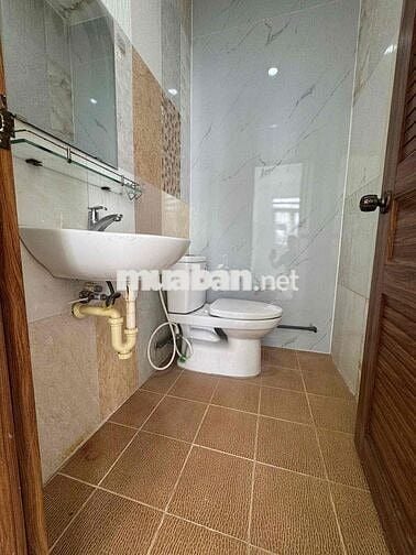 Cho thuê nhà Mới 4 tầng 7PN 7WC , Đang có doanh thu sẵn Q TÂN PHÚ