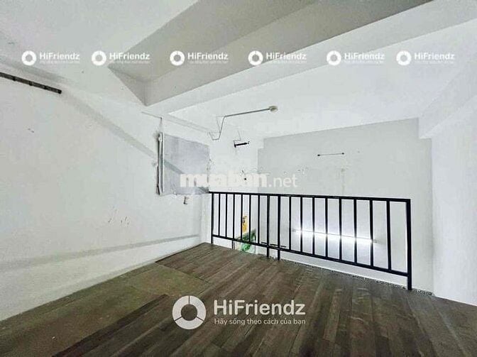 PHÒNG GÁC CAO MỚI NGAY NGÃ TƯ BỐN XÃ CÓ THANG MÁY