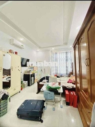 Gớc 3 Mặt Tiền Hẻm 4m Nguyễn Trải Q 1, ngang 3,5x10m 4 Lầu