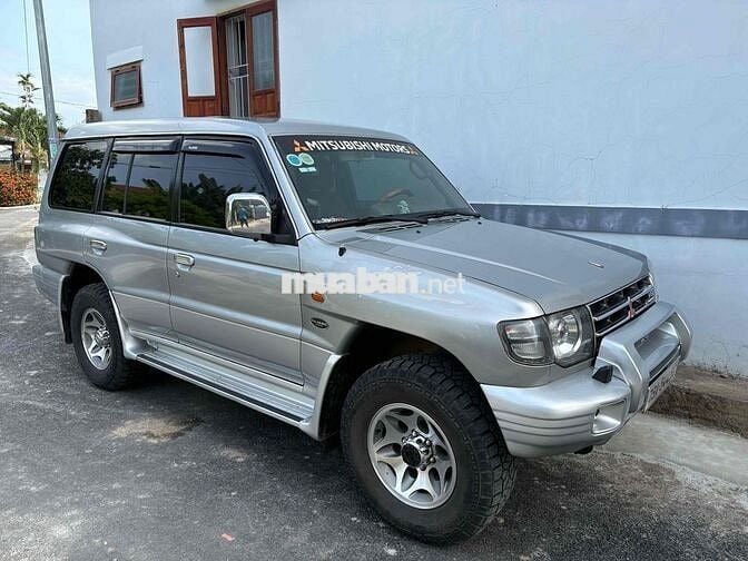 Mitsubishi Pajero 20*** km