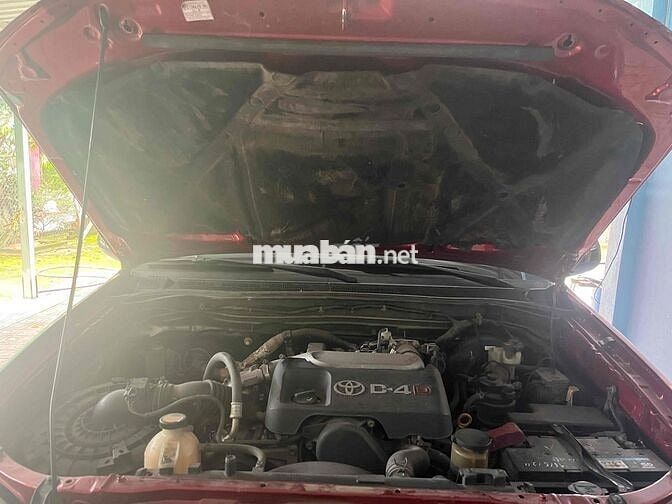 Toyota Fortuner 2009 2.5G - 320000 km