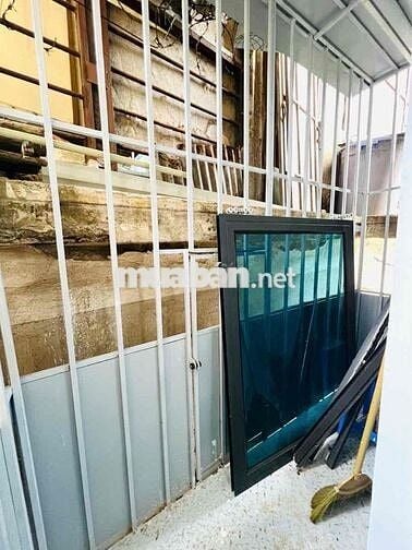 cần bán nhà tập thể VĂN CHƯƠNG