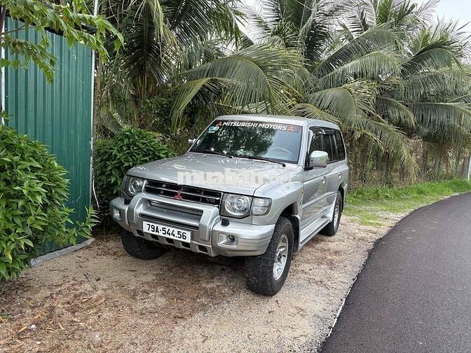Mitsubishi Pajero 20*** km