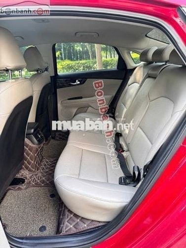 Kia Cerato 1.6 AT Luxury 2021