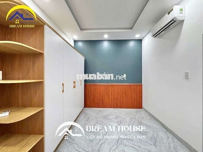 CHO THUÊ PHÒNG FREE PHÍ DV, FREE XE NGAY NGÃ TƯ 4 XÃ CHO 2 NGƯỜI Ở