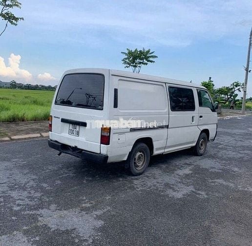 Nissan Urvan 3 chỗ