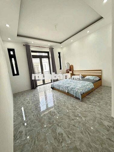 Cho thuê nhà phố nội thất như hình, Tô Ngọc Vân Thạnh Xuân Q12