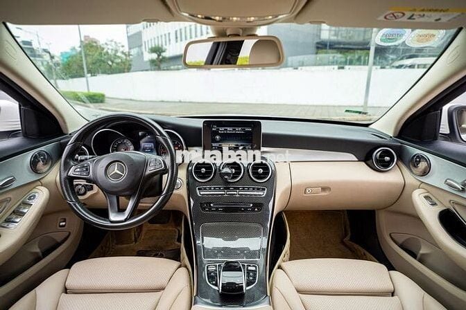 Mercedes -benz C200 2016
