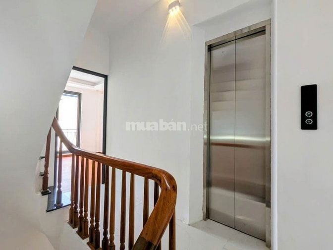 Bán nhà 5 tầng phố Giáp Nhị xây mới thang máy, Dt 40m2, mt 4m, ở ngay.