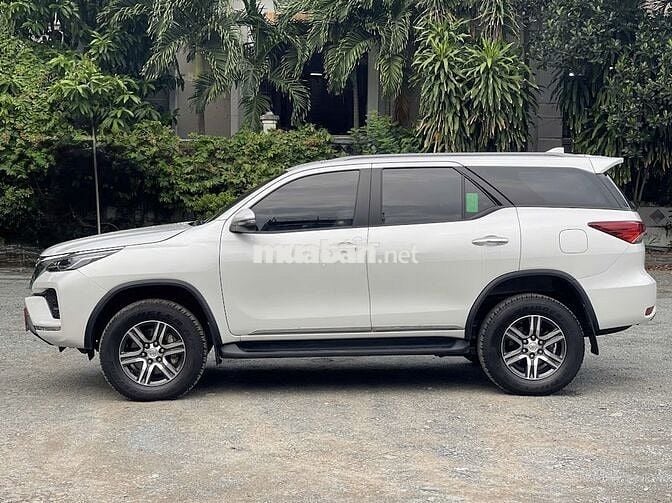 (Xe Hãng)Toyota Fortuner 2022 2.4 4x2 AT - 44900km