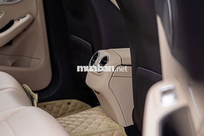 Mercedes -benz C200 2016