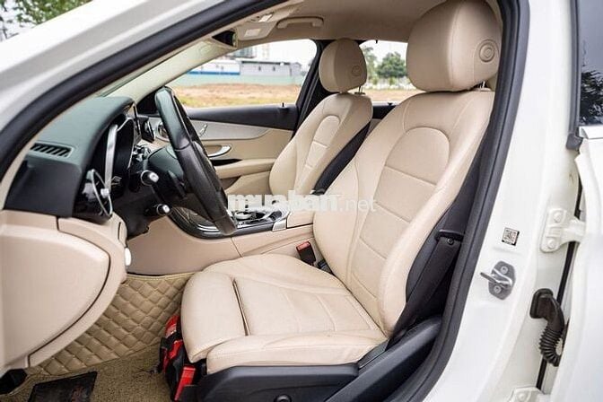 Mercedes -benz C200 2016