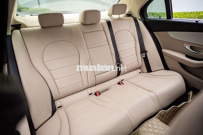 Mercedes -benz C200 2016