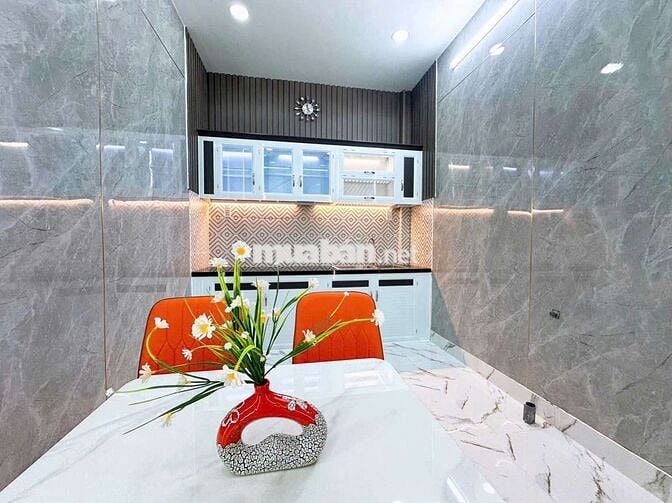 Bán nhà sổ hống riêng..hổ trợ vay bakh