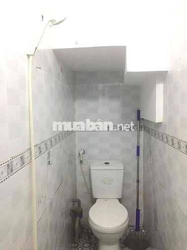 phòng mới có gác không ở chung chủ giờ giấc tự do